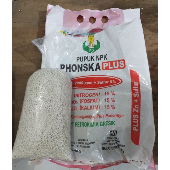 Pupuk NPK Ponska Plus 15-15-15 1 KG - memiliki kualitas yang lebih baik.