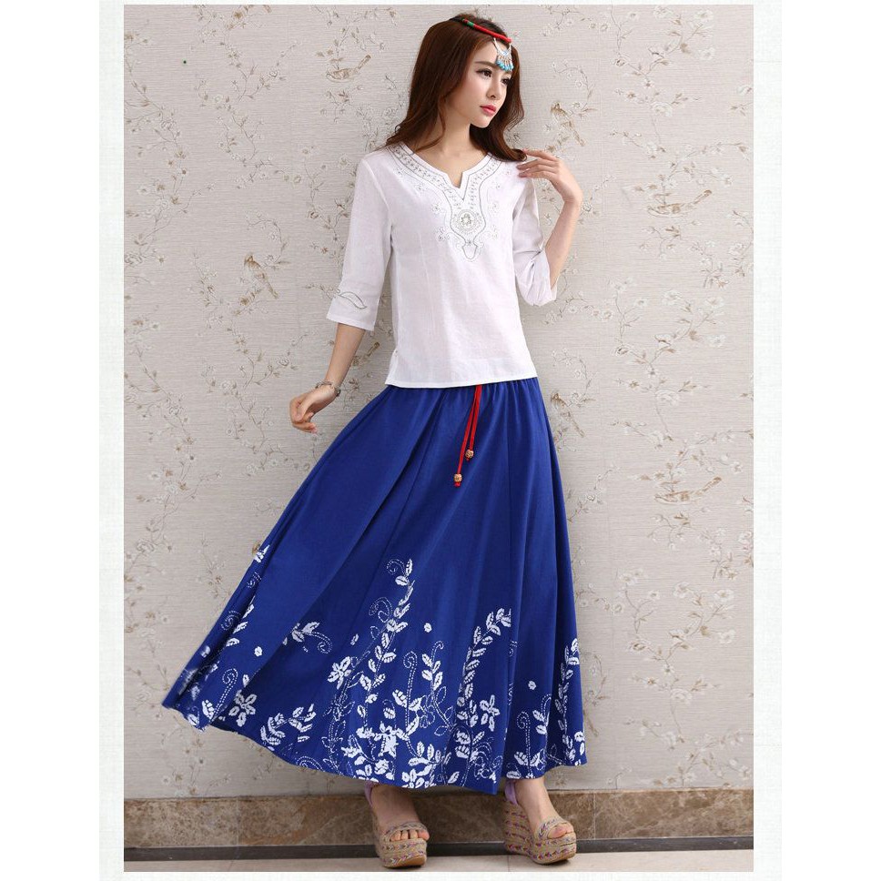 

White East Embriodery (sale) - Top 30024