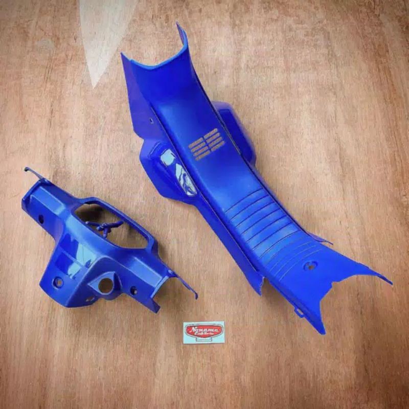Legshield sayap tengah dan batok belakang honda astrea grand legenda warna biru