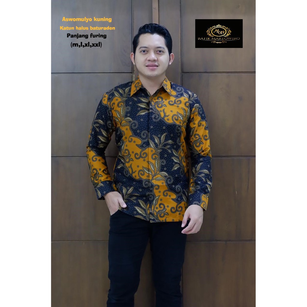 ASWOMULYO KUNING MARTOWIRO KEMEJA BATIK PRIA LENGAN PANJANG PENDEK LAPIS FURING ATASAN BATIK PRIA MODERN JOGLO UNGU  TRESNO KAMOLYAN NEW PUSPO AYU ABINAYA NEW AMBALIKO DEWAWANGSA NAVY KRISNAMUKTI KUNING  AJOTOSATRU ASWATOMO IRENG PITO JIWO KRISNAMUKTI