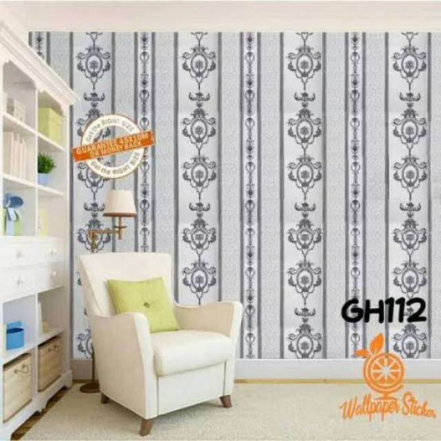 Wallpaper dinding murah dekor ruangan kamar putih garis batik hitam