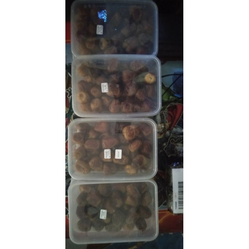 

kurma sukkarii