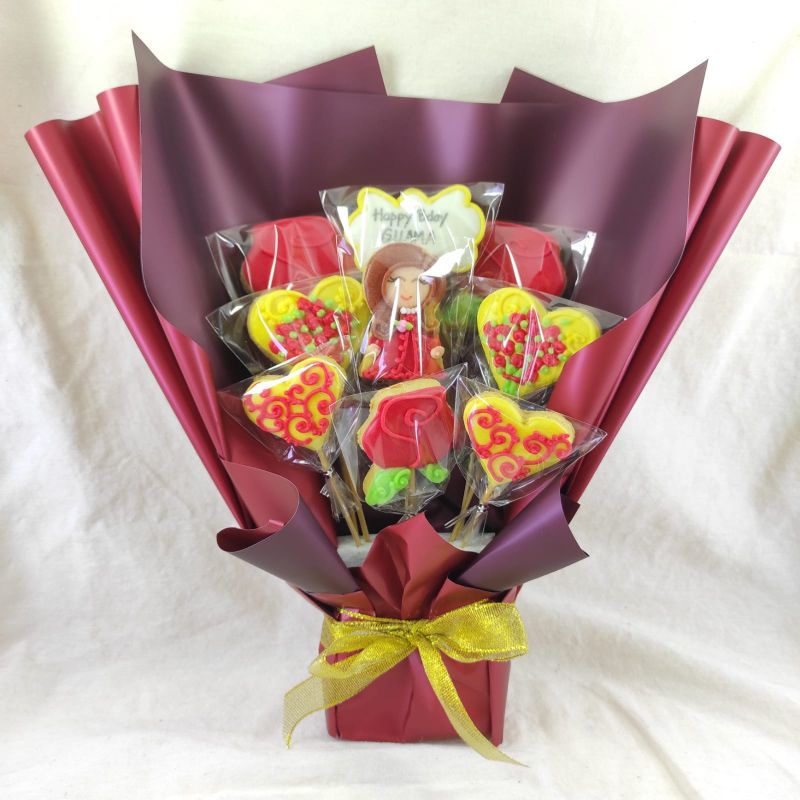 

HAND BUKET KUKIS ULTAH TEMA LOVE