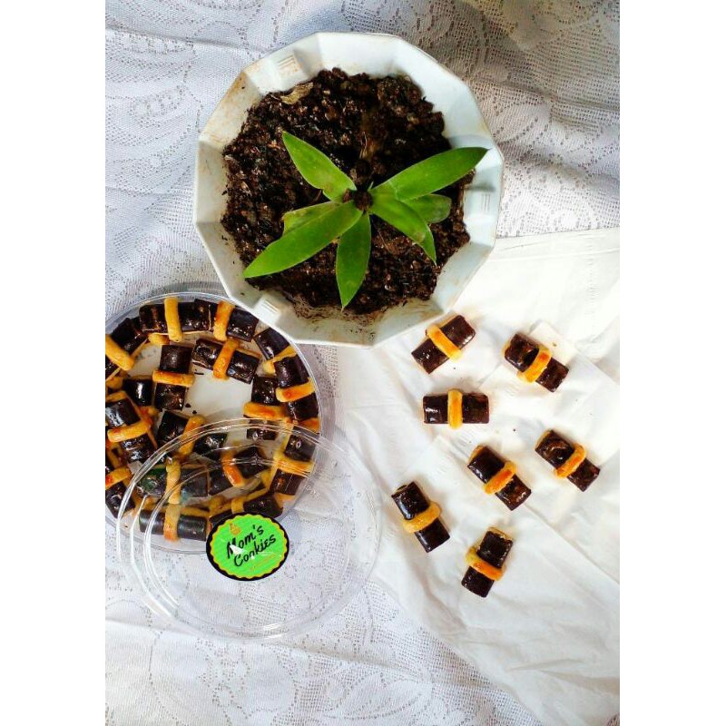 

KUE CHOCOLATE STIK MURAH UNTUK KUE LEBARAN DAN KUE NATAL TERMURAH KUALITAS TERBAIK