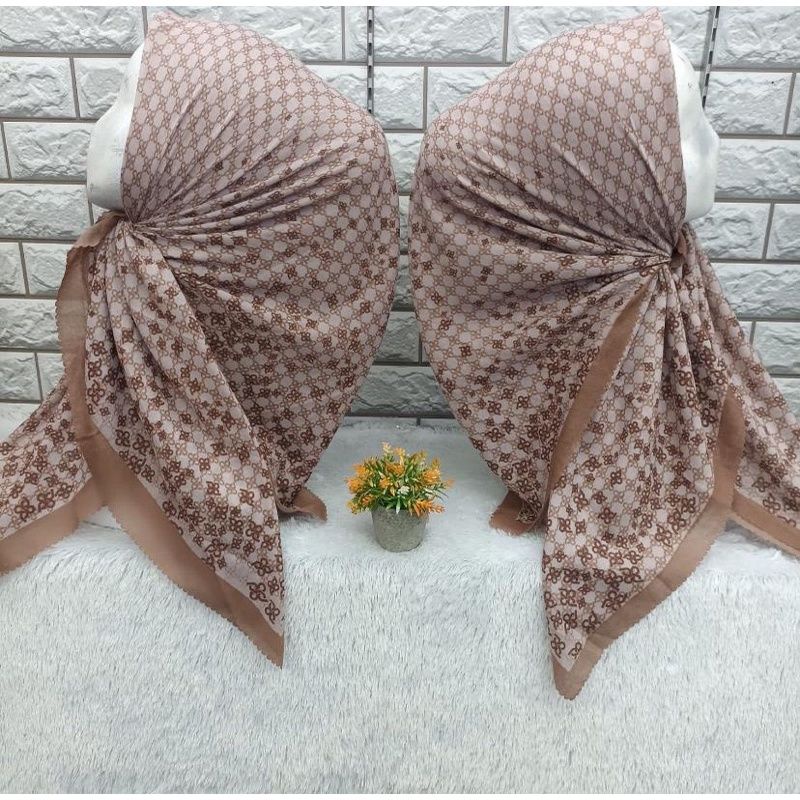 READY STOK jilbab segiempat voal motif Kotak Kecil (Warna ABU, COKLAT, HITAM, MOCCA, MILO)