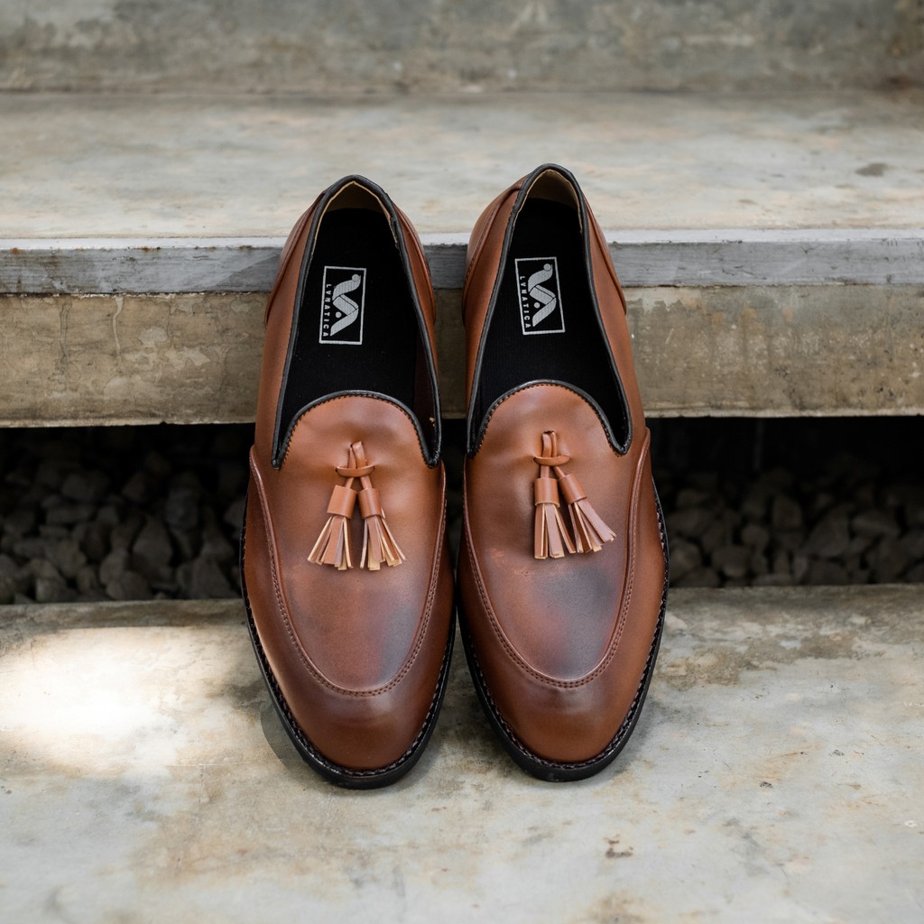 Huesca Brown | 39-44 | Sepatu Tanpa Tali Coklat Loafers Pria Casual Kerja Formal Kantor Laki | Lvnatica x FORIND