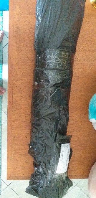 Dupa Hio Cendana Scr 1501 Isi 12 Batang 12 Jam Warna Merah