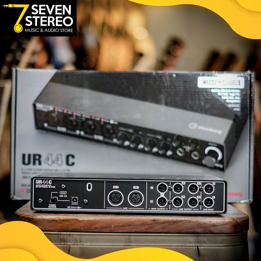 Steinberg UR44C Audio Interface - Soundcard Recording