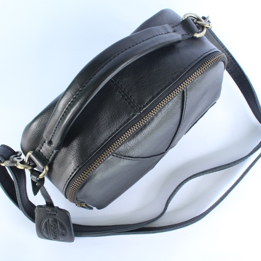 TAS SELEMPANG KULIT ASLI WANITA JOENA / FREE GRAVIR NAMA