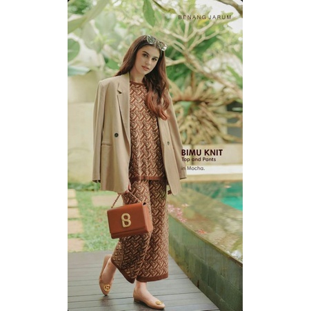 bimu knit monogram by buttonscarves by benang jarum