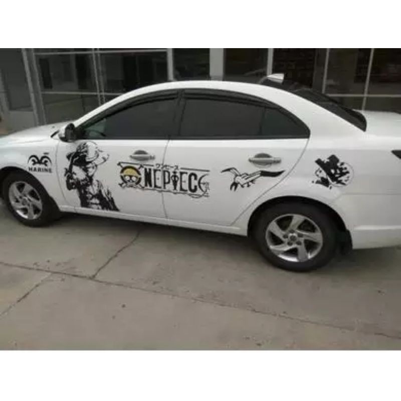 stiker mobil Yaris Brio Civic jazz stiker animasi one piece Avanza Ertiga keren