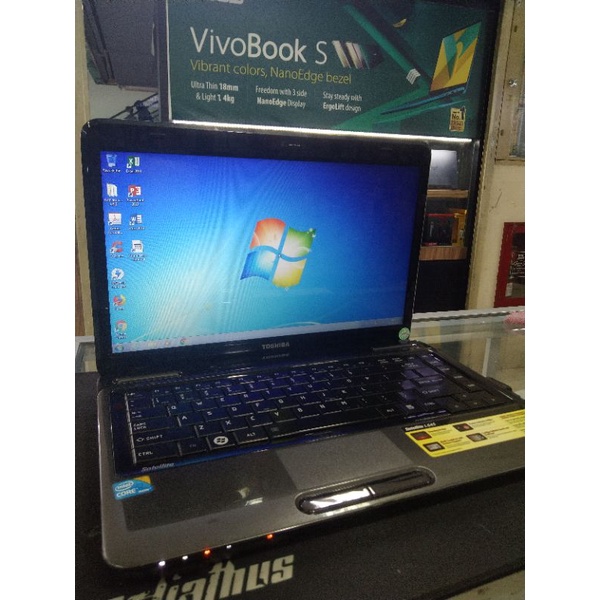 Laptop Leptop second seken Toshiba ram 4gb 4 GB Core i3 2330M 2,2 GHz murah