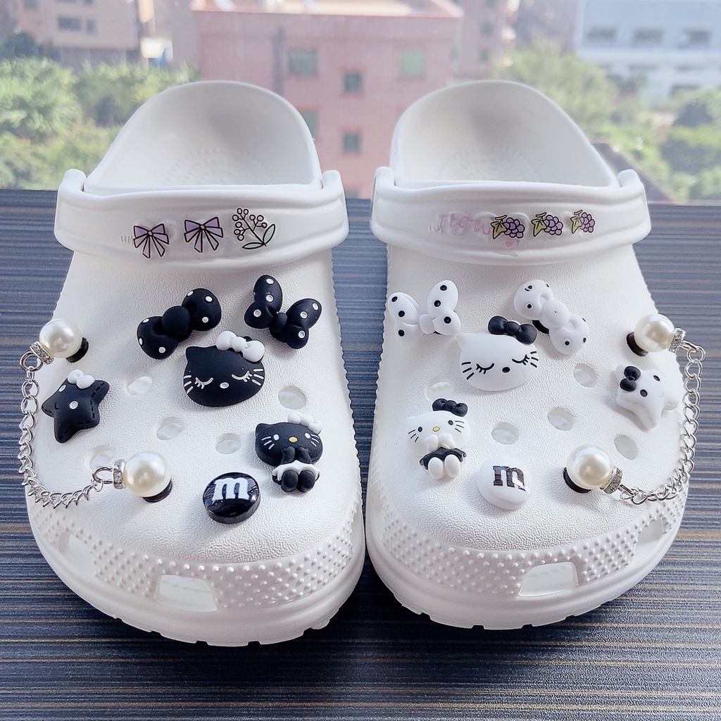 Jibbitz 14pcs / Set Charm / Charm / Charm / Charm / Charm Gelang DIY Bentuk Hello Kitty Crocs / jibbitz