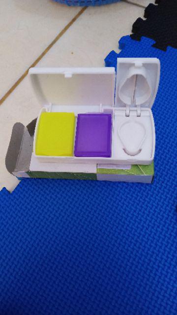 Kotak Tempat Obat Dengan Alat Potong Obat