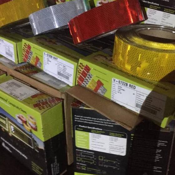

Terbaik» Sticker Uji KIR Reflektor AVERY DENNISON 100cm×5cm 【