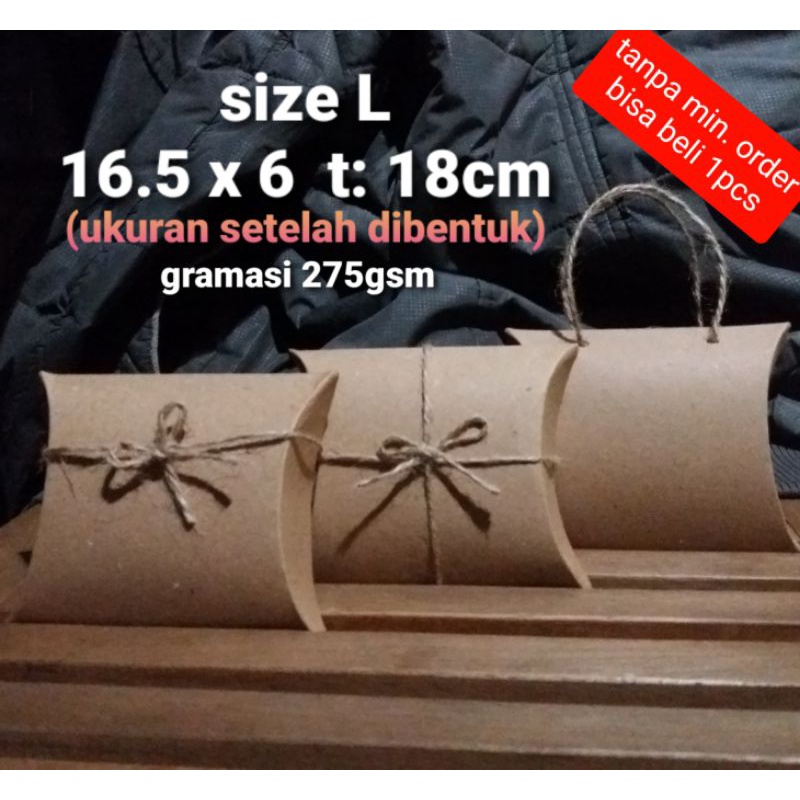 

paper bag pillow box L kotak souvenir hijab