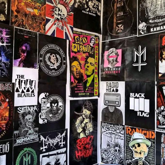 POSTER CUSTOM A4 / CETAK POSTER A4 / POSTER BAND A4 /POSTER A4