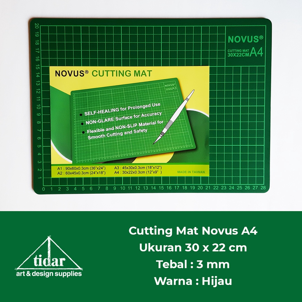 

Novus Cutting Mat A4 - Alas Potong Tebal 3 mm Ukuran 30 x 22 cm