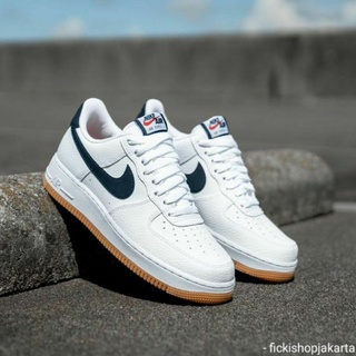 white and navy af1