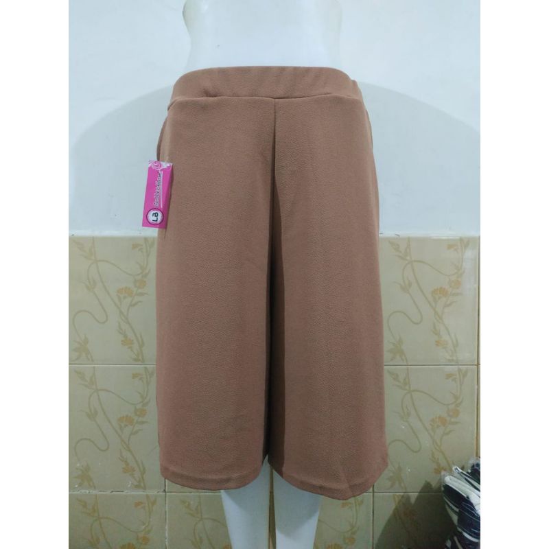 KULOT PENDEK JUMBO 7/8 // CELANA KULOT PENDEK JUMBO / KULOT PENDEK JUMBO WANITA