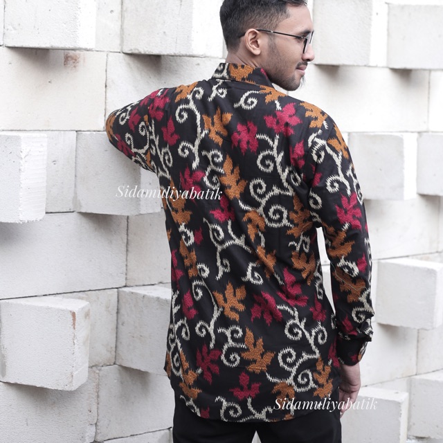 Sidamuliya Batik Kemeja Pria Silmfit Premium Red Shanaz Lengan Panjang