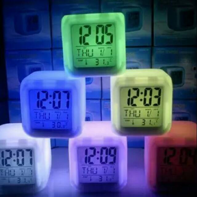 (D017) Moody Clock Glowing Jam LED / Jam Meja Kubus Digital Alarm 7 Warna With Kalender