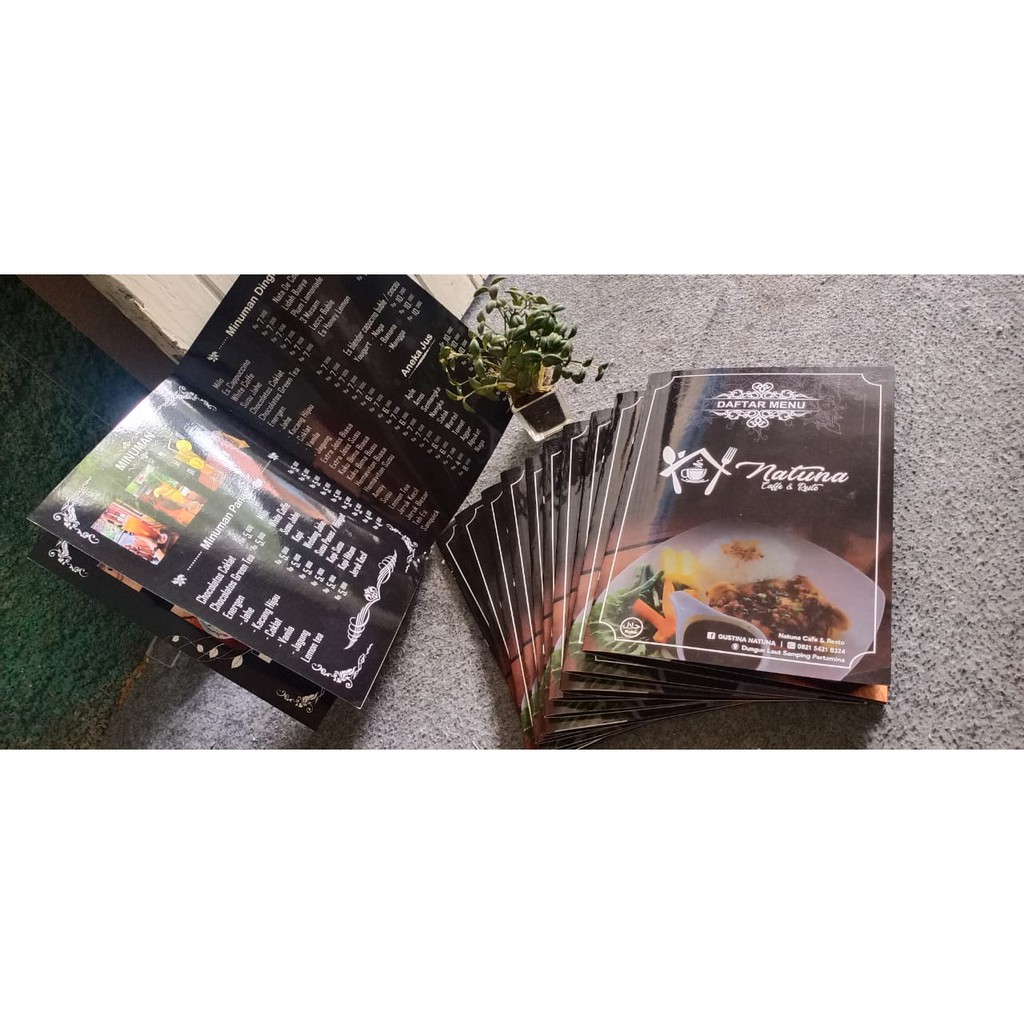 

Daftar Menu, Buku Menu Bentuk Majalah Album