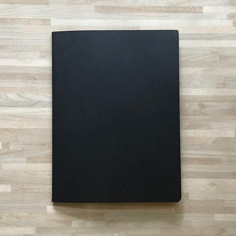 

Laris MZQM7 Black Paper Plain Notebook A5 Buku Tulis Catatan Kertas Hitam Polos Softcover Karton Jil