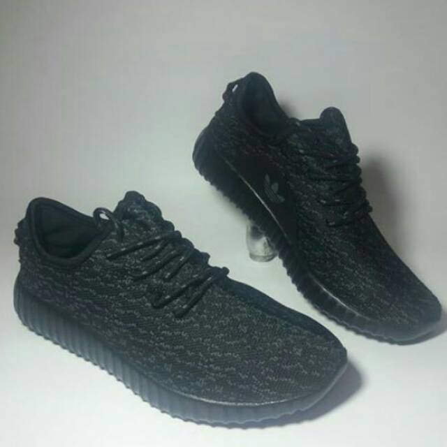 Adidas yezzy
