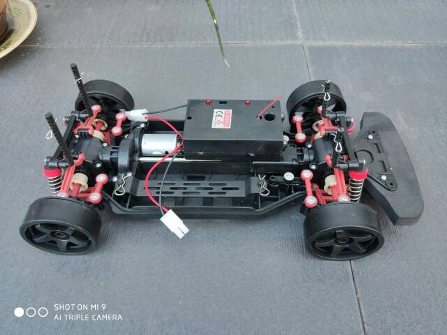 Rc Drift 1 10 Mobil Drift Sanzuan Speed 35km Jam 4wd Ukuran Besar Shopee Indonesia