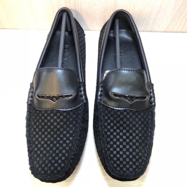 SEPATU LOAFERS LOUIS VUITTON