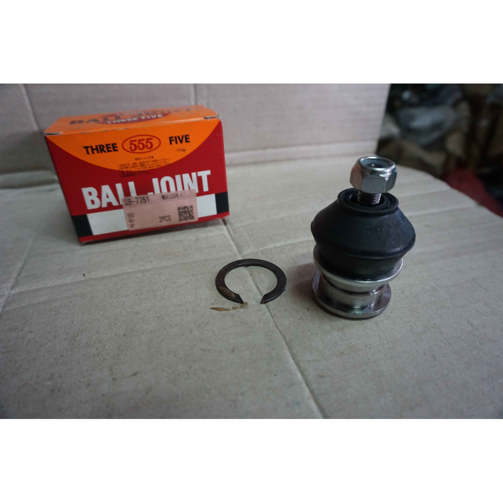 Ball Joint Depan Atas Mitsubishi Galant V6 Lele VR dan V6-24 merk 555