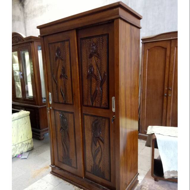 Lemari pakai 2 pintu sleding kayu jati
