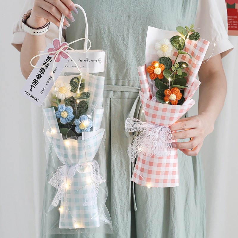 Hand-knitted Crochet Flower Bouquet Artificial Flower Gift Bag Led Light String Set Kreatif Kerajinan Tangan Hadiah Dekorasi Rumah