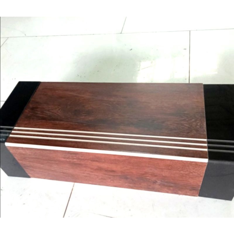 granit tangga 30x90 dan 20x90 kombinasi walnut hitam