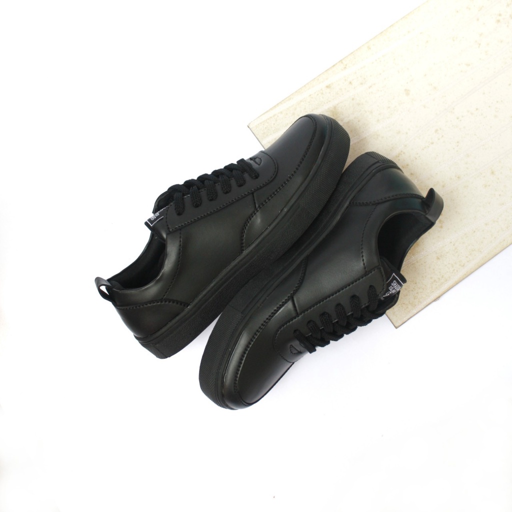 ROVER BLACK - Sneaker Kasual Pria Bahan Kulit Formal Santai - Bergaransi