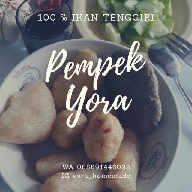 

Pempek Palembang 100% ikan tenggiri (Paket B->15pcs besar 140rb)