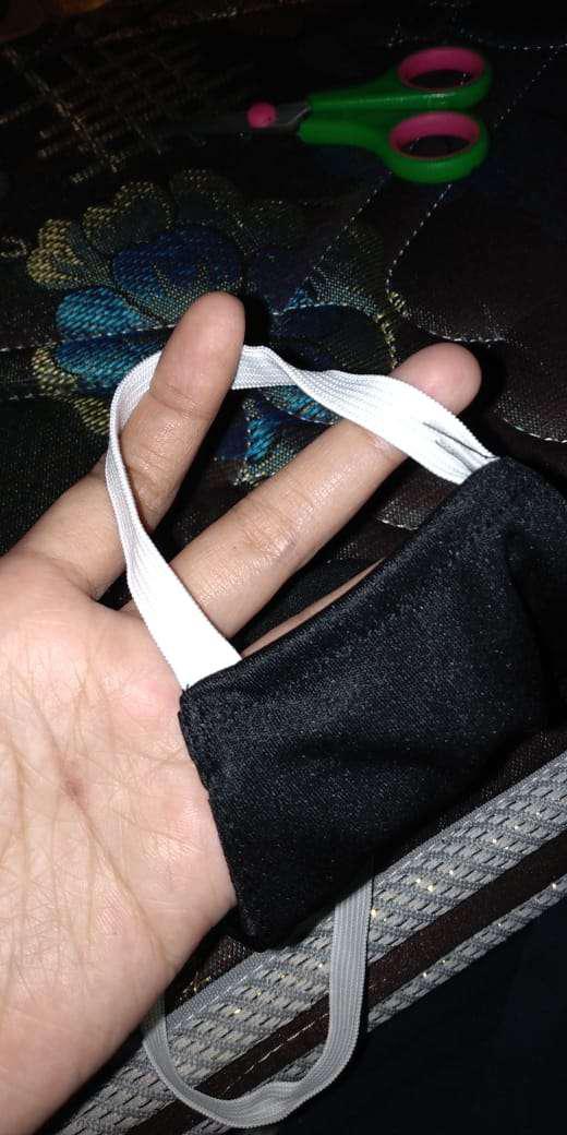 Masker Kain Kakashi 2 Layer Kantong Tisue