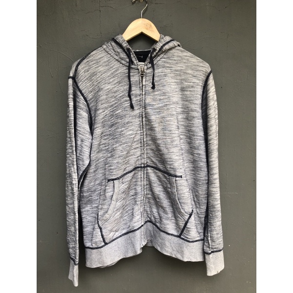 Zip Hoodie Uniqlo Original,@nowrnev.id