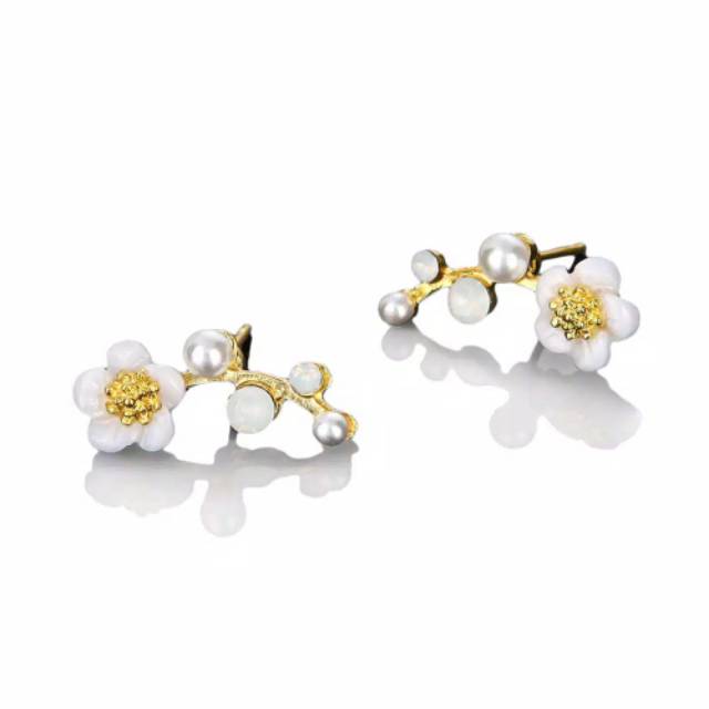 Anting Korea Anting Bunga Mutiara / Motif Bintang