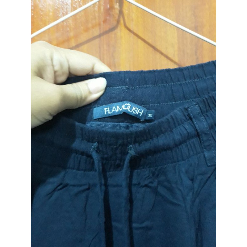 Preloved Rok Flamoush