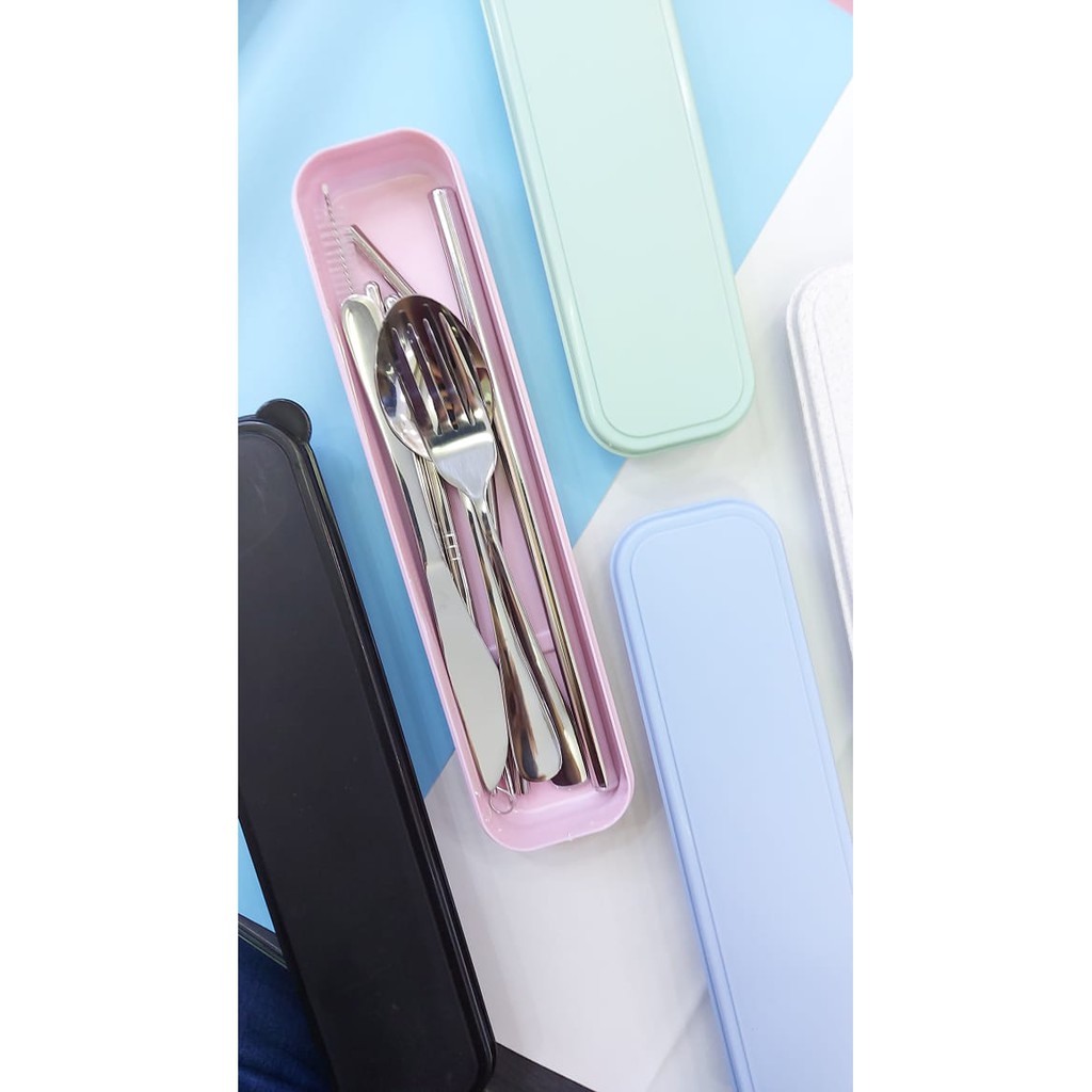 Cutlery Set (Peralatan makan) 1 Set 7 Item sendok garpu sumpit straw dll high quality