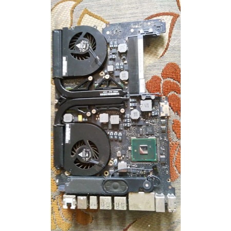 Logicboard macbook pro 6.2 15inch core i7 mid 2010 matot
