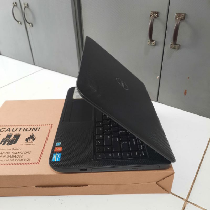 Laptop Dell Inspiron 3421 Core i3 Ram 4GB / HDD 320GB Layar 14 inch Full Aplikasi Siap pakai