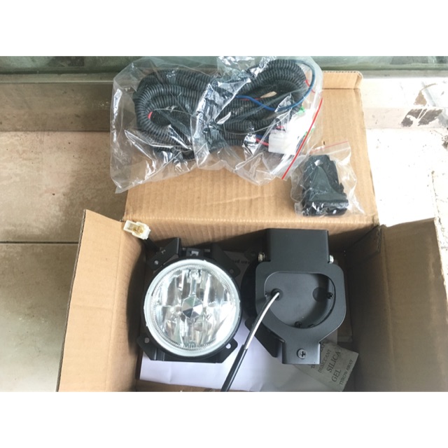 Foglamp avanza 2004-2007