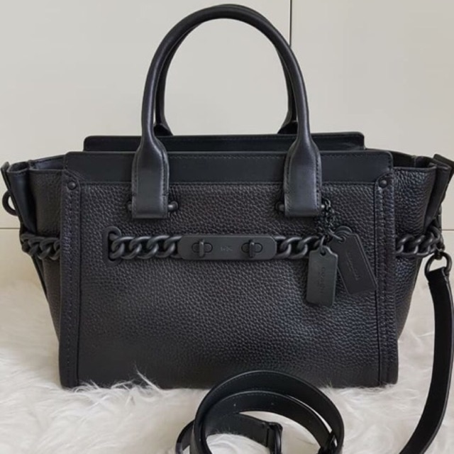 Coach Swagger 27 black matte chain