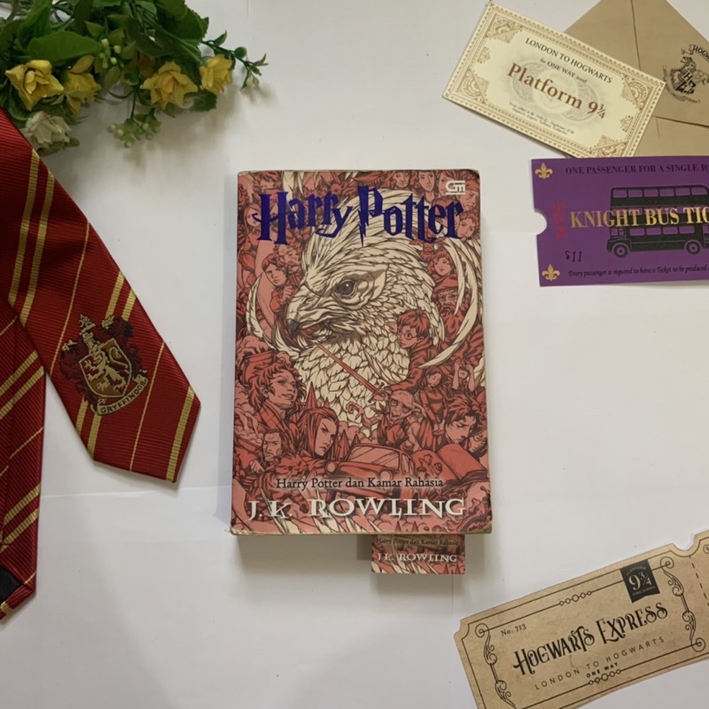 Novel Harry Potter and The Chamber of Secrets Preloved Second Bekas