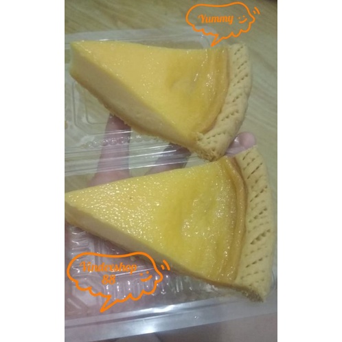 

Tart susu khas Pontianak original (potongan)