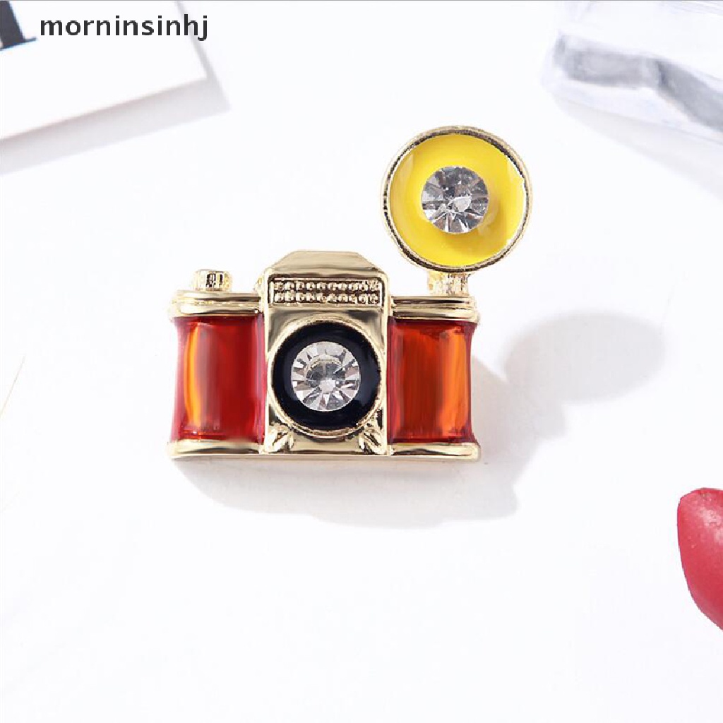 Mornin Bros Pin Enamel Bentuk Kamera Mini Gaya Vintage Untuk Aksesoris Sweatersyal