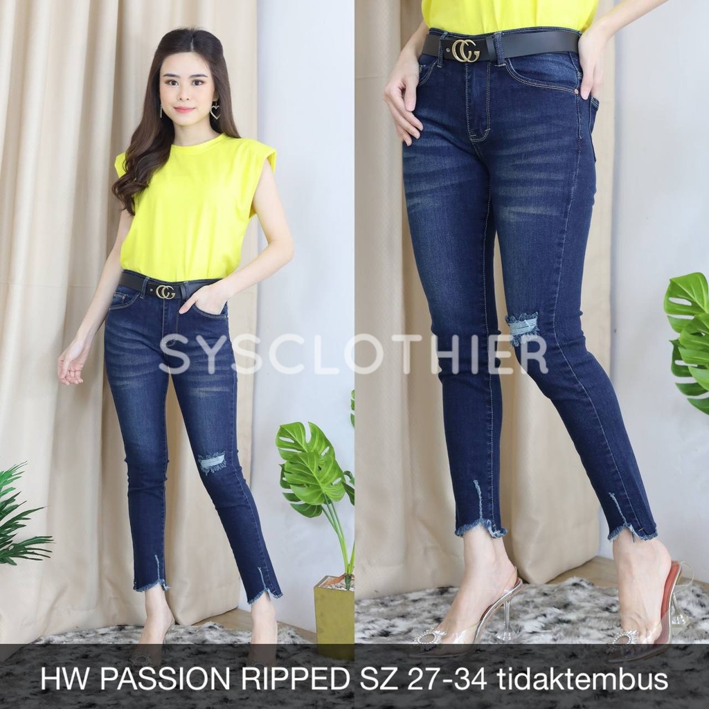 CELANA JEANS WANITA HW PASSION RIPPED JEANS BELT TIDAK TERMASUK